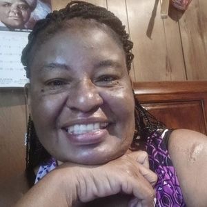 Meet your Posher, Beverly